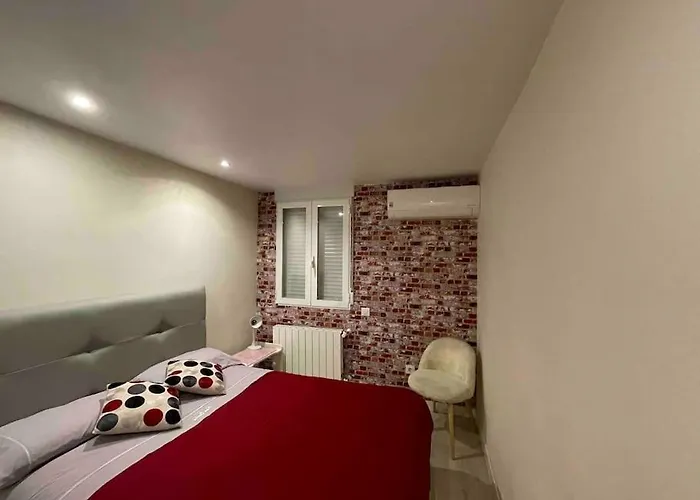 Fantastic Apartment, Newly Renovated