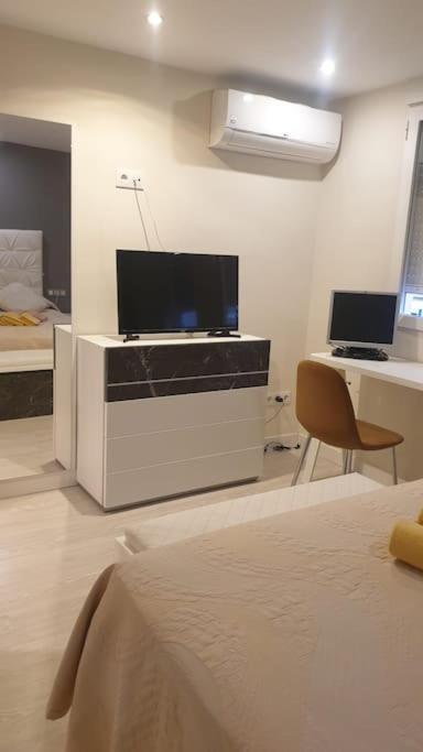 Fantastic Apartment, Newly Renovated *