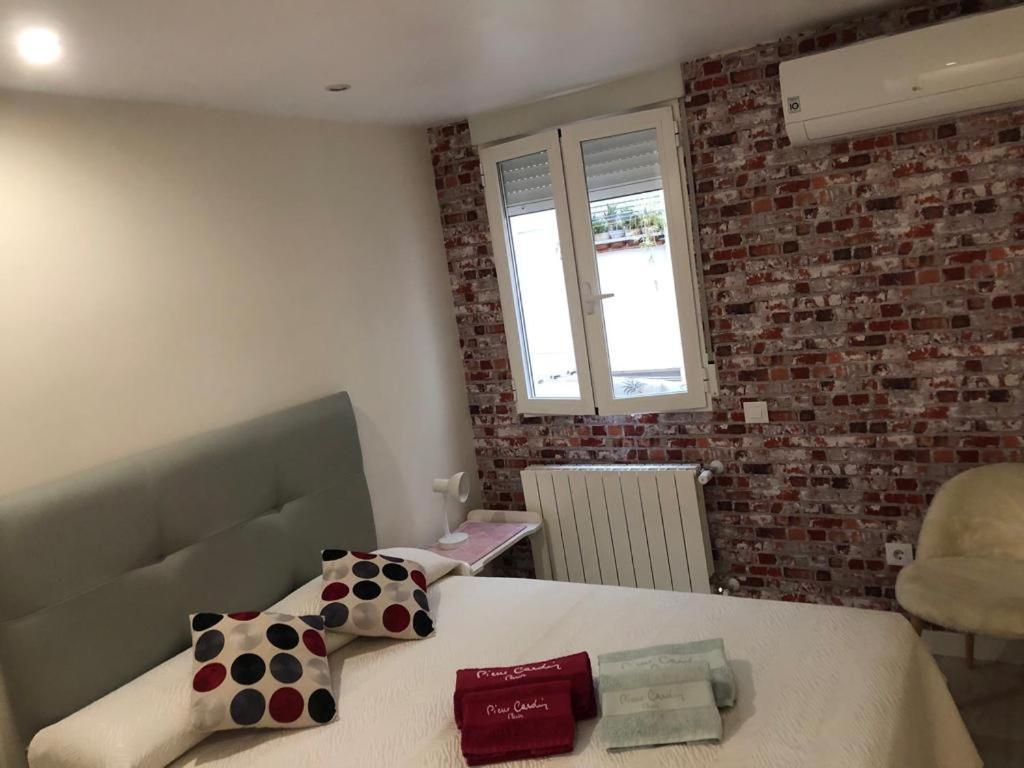 Apartament Fantastic Apartment, Newly Renovated